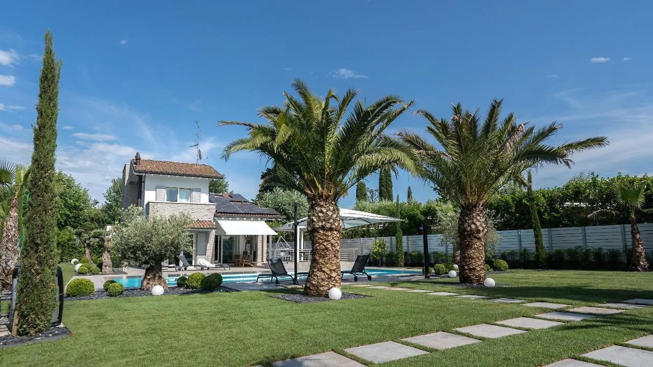 Villa Fermi Front Lake Sirmione
